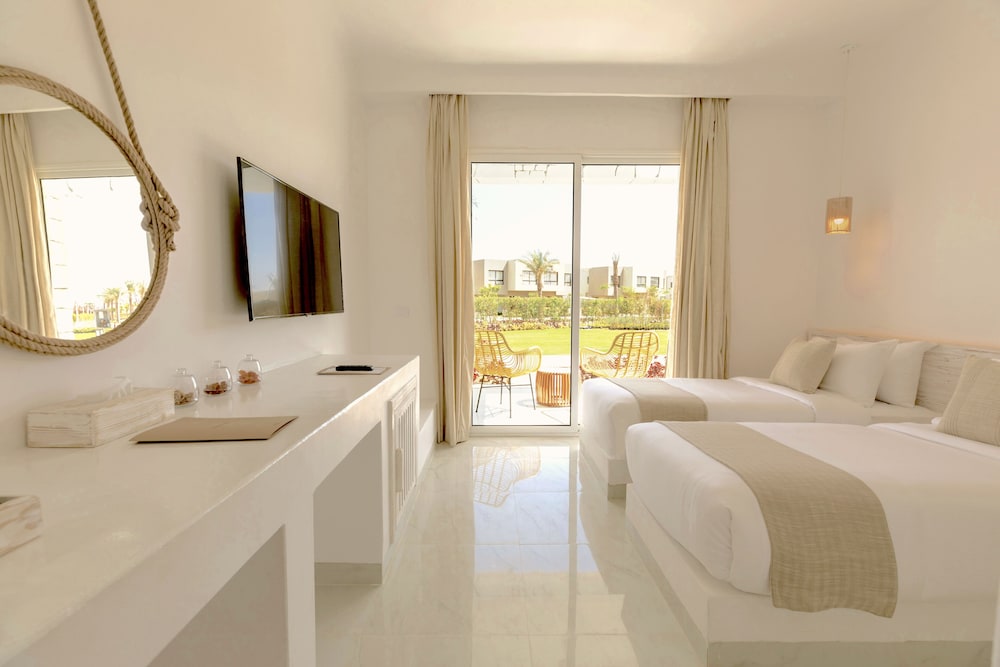 Family Suite (Superior) - Photo 2