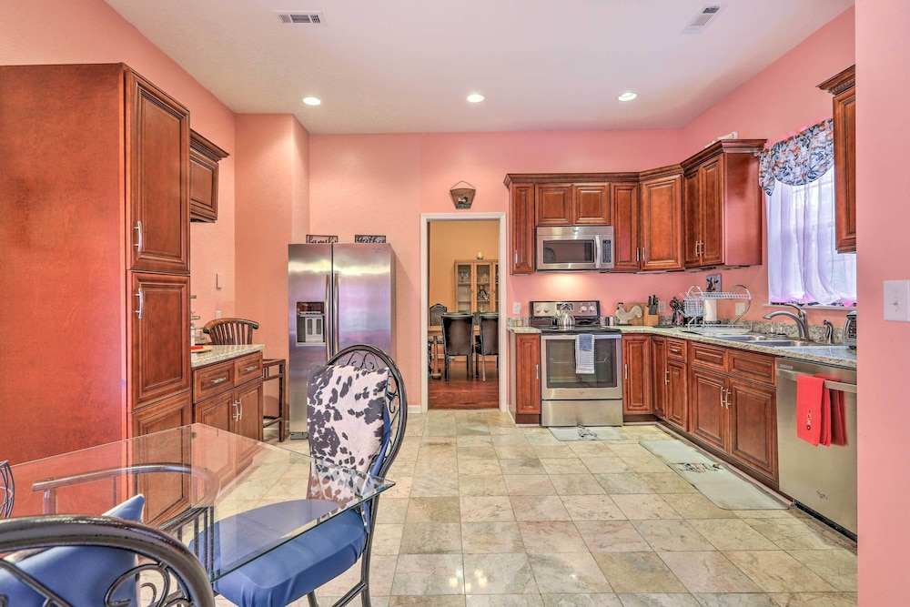 House (2 Bedrooms) photo 3