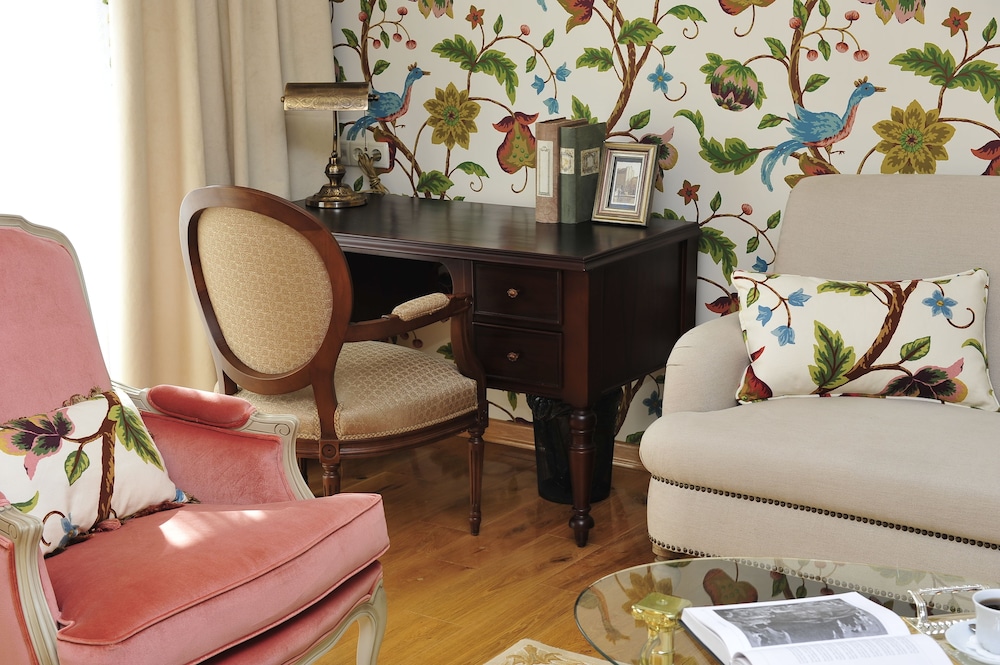 Junior Double Room