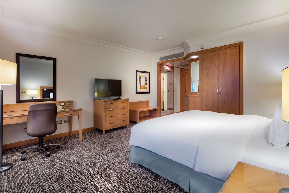 Suite, 1 Bedroom, Club Lounge Access, River View - Photo 2