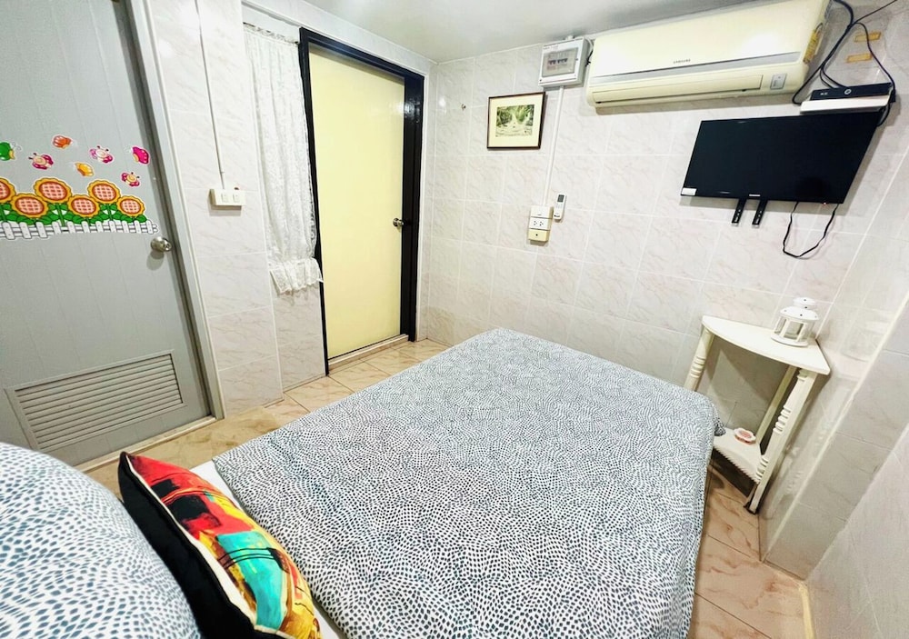 Standard Single Room photo 3