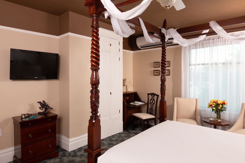 The Franz Huning Room photo 3