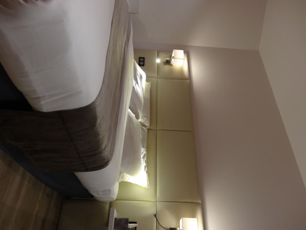 Standard Double Room photo 3