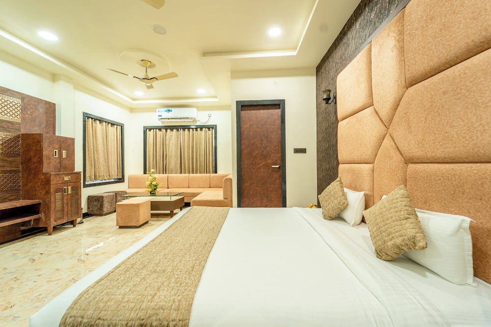 Family Triple Room, Garden View