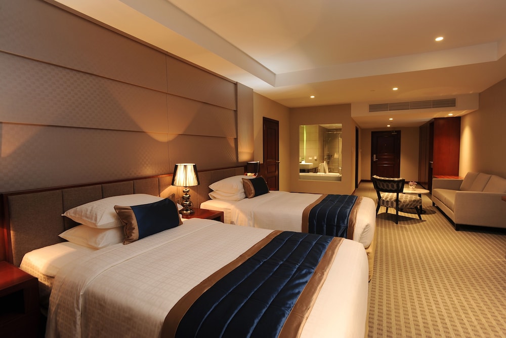 Premier Deluxe Room - Photo 3