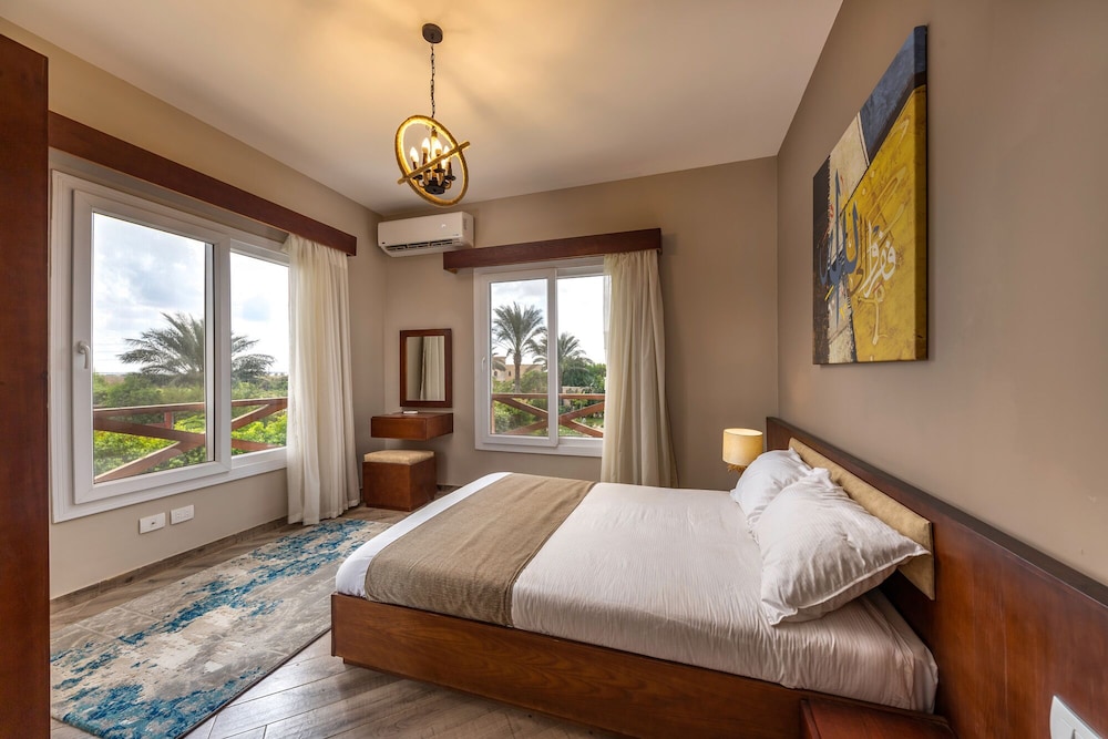 Standard Single Room, Shared Bathroom, Garden View photo 2