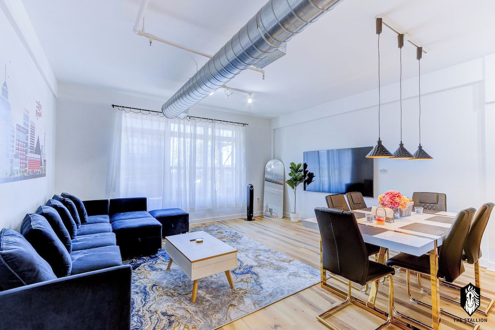Signature Loft, 1 Bedroom, Non Smoking, City View, 306