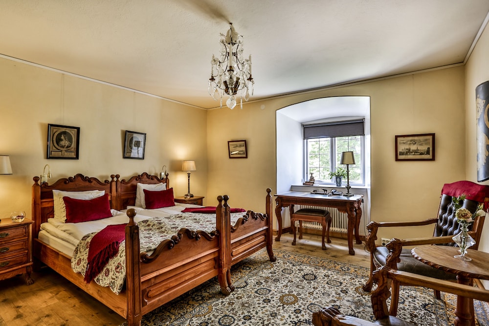 Superior Double or Twin Room, 1 Bedroom, Lake View photo 2