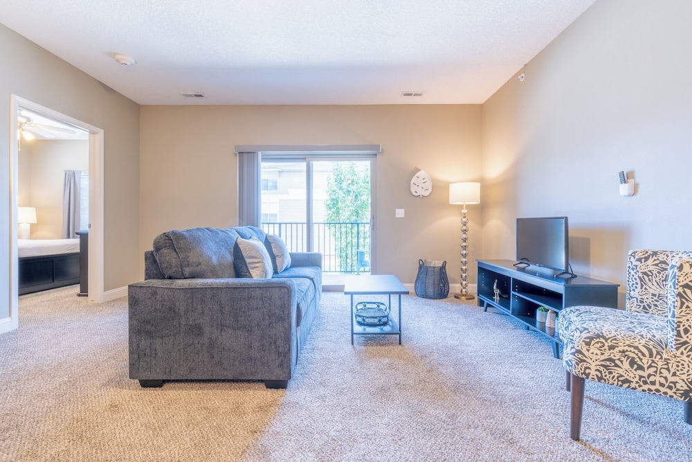 Apartment photo 1