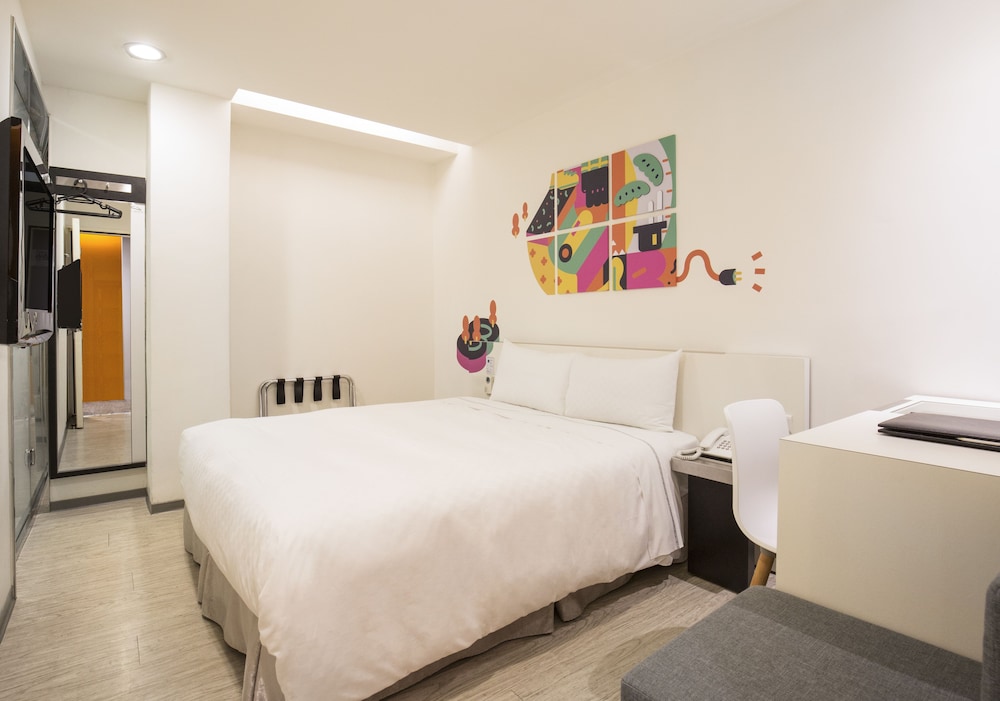 Standard Double Room, 1 Double Bed (Without window) photo 3