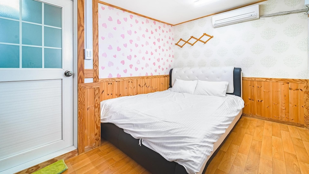 Basic Room, 1 Bedroom (106 (Cimdaeroom))