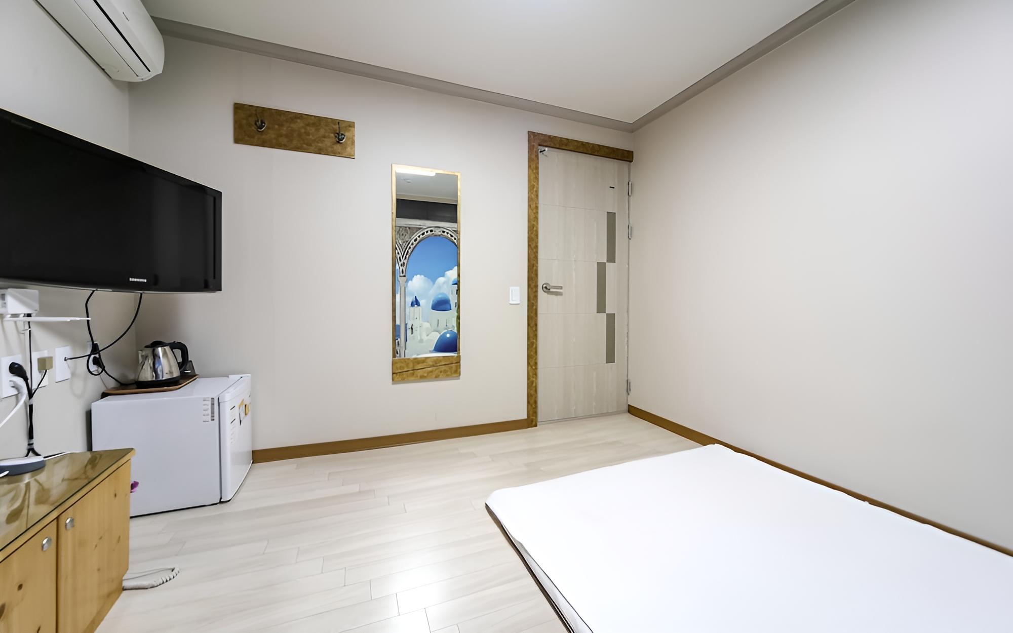Room (Ondol Room) photo 3