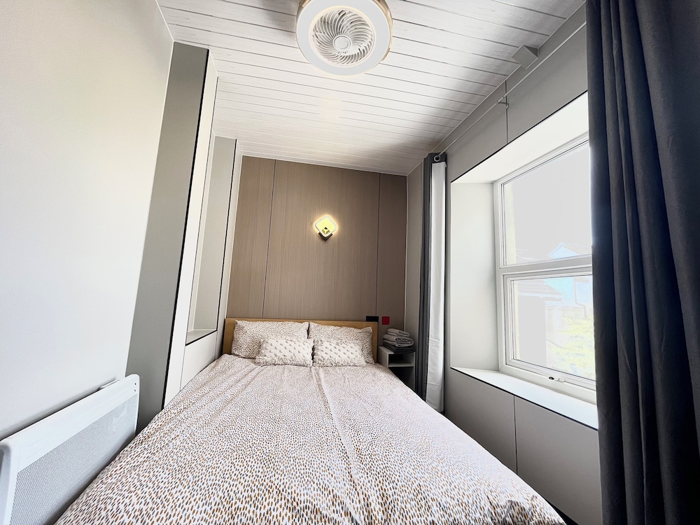 Compact Double Room