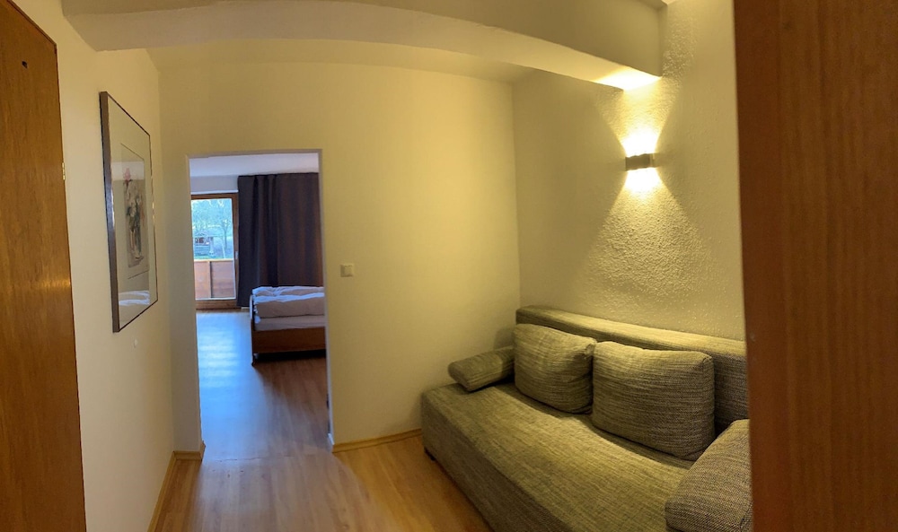 Room photo 2