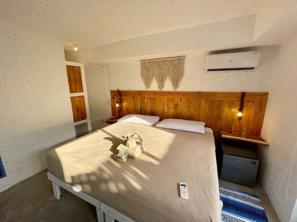 Panoramic Studio Suite, 1 King Bed, Non Smoking
