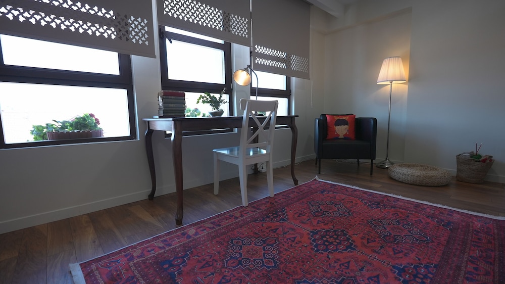 Deluxe Suite photo 2