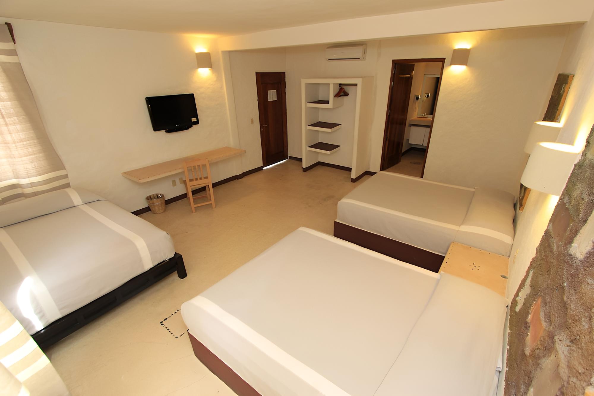 Triple Room (Comfort) photo 3
