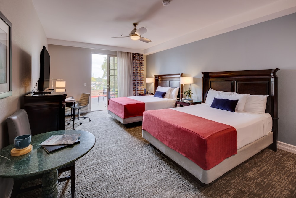 Room, 2 Queen Beds, Patio photo 1