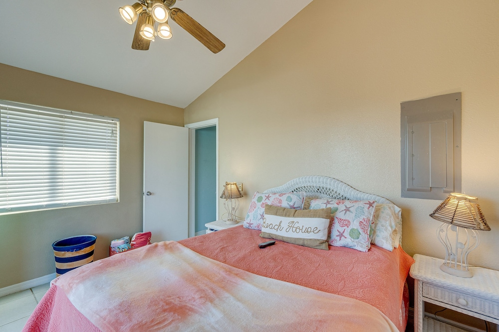 House (2 Bedrooms) photo 2