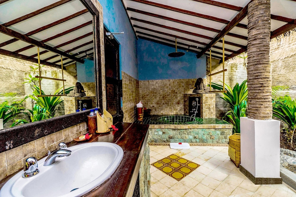 Kampong Lombok Bungalow - Photo 12