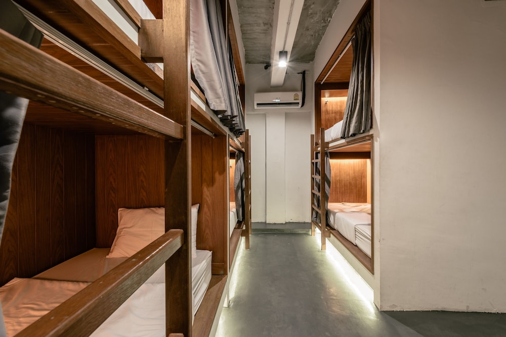6-Beds Superior Dormitory photo 1