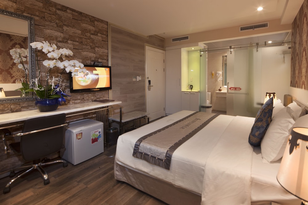 Premium Double Room photo 2