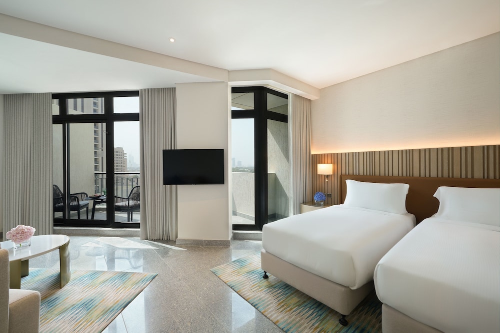 Room, 2 Twin Beds, Balcony (Spacious) photo 2