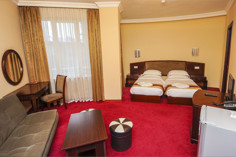 Superior Double or Twin Room photo 3