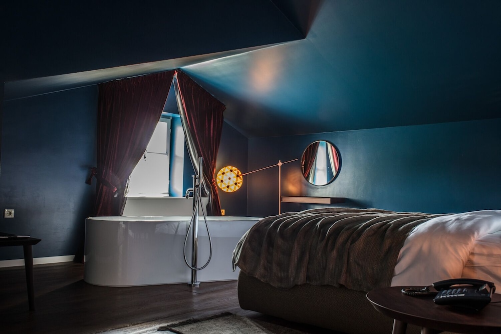 Superior Suite - Photo 4