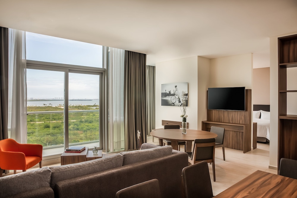 Junior Suite, 1 King Bed