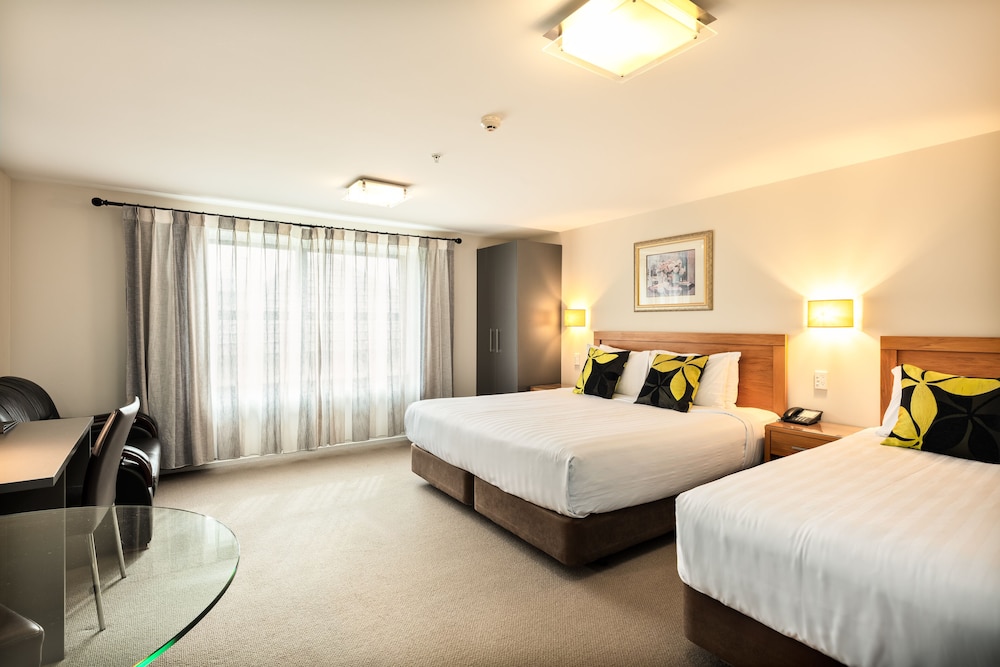 Executive Business Suite - Photo 3