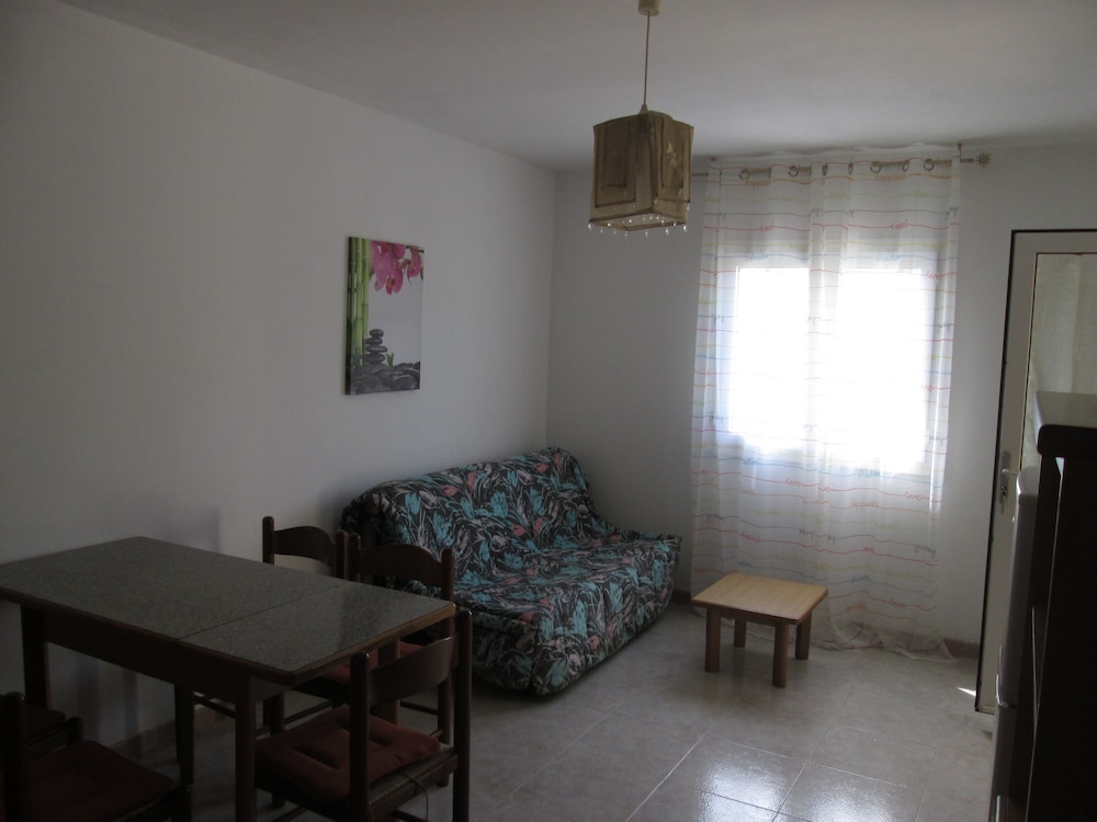Apartment, Ground Floor photo 3