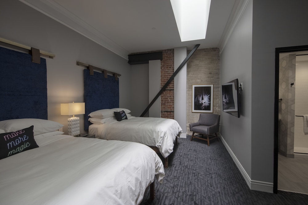 Trundle Extended Stay Double Queen photo 2