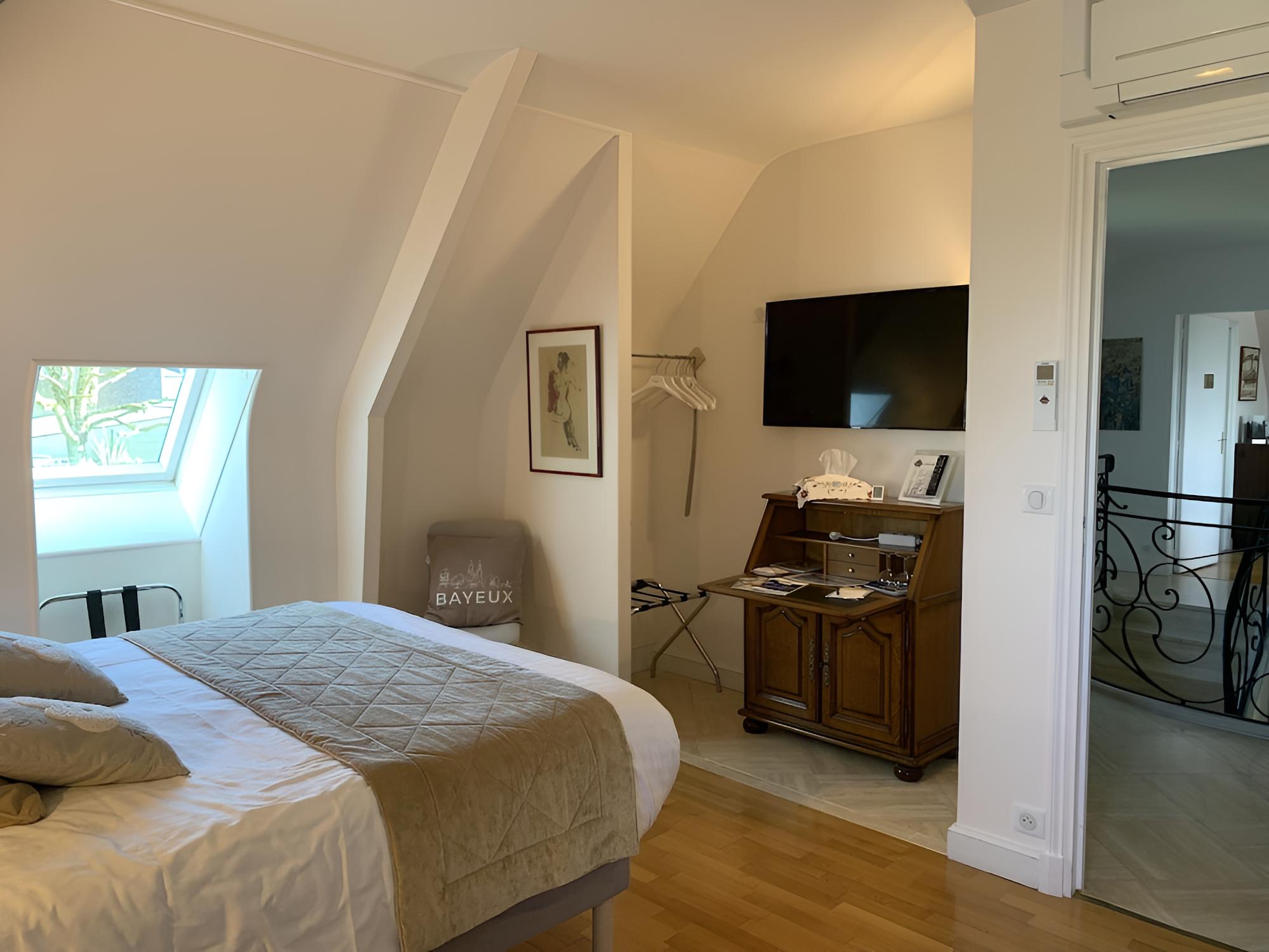 Comfort Double Room (Queen) photo 3
