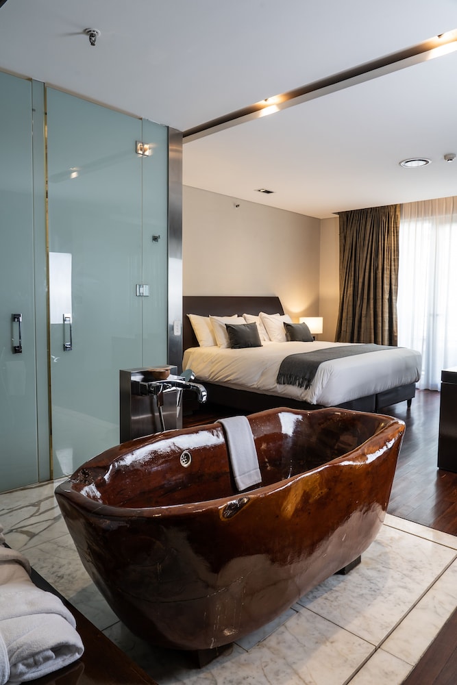 Deluxe Room, 1 King Bed