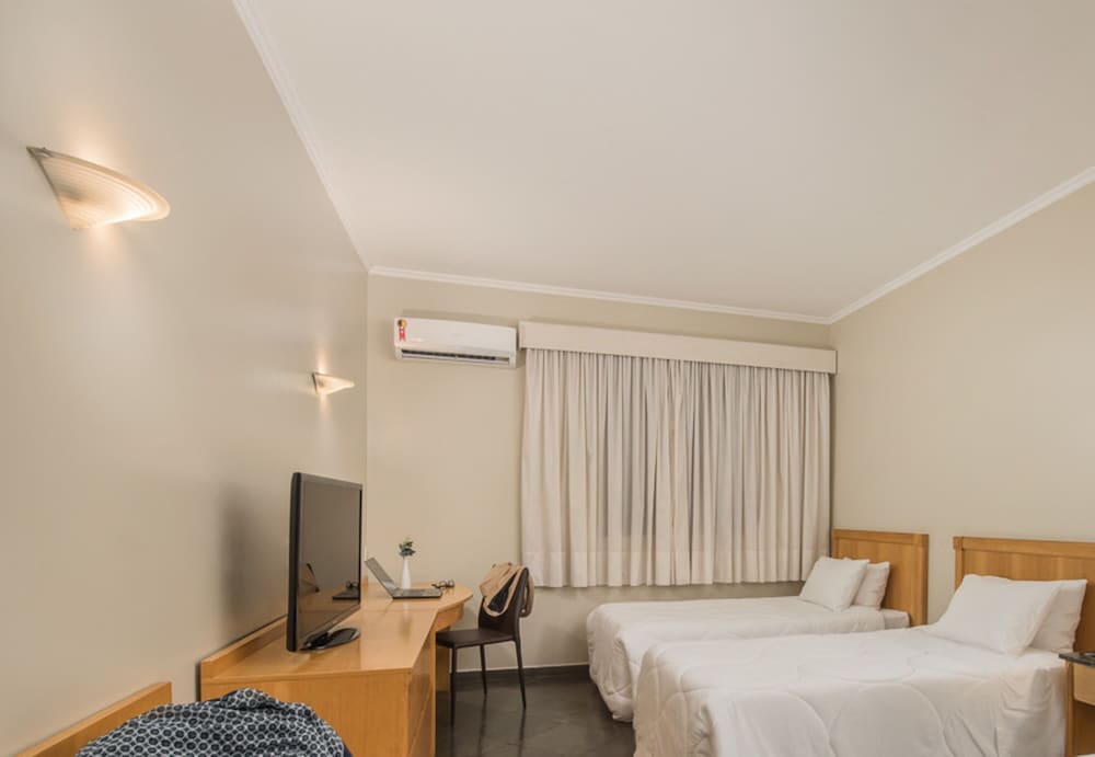 Luxury Twin Room
