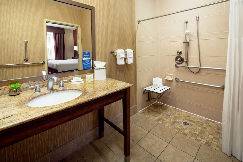 King bed shower only - Photo 4