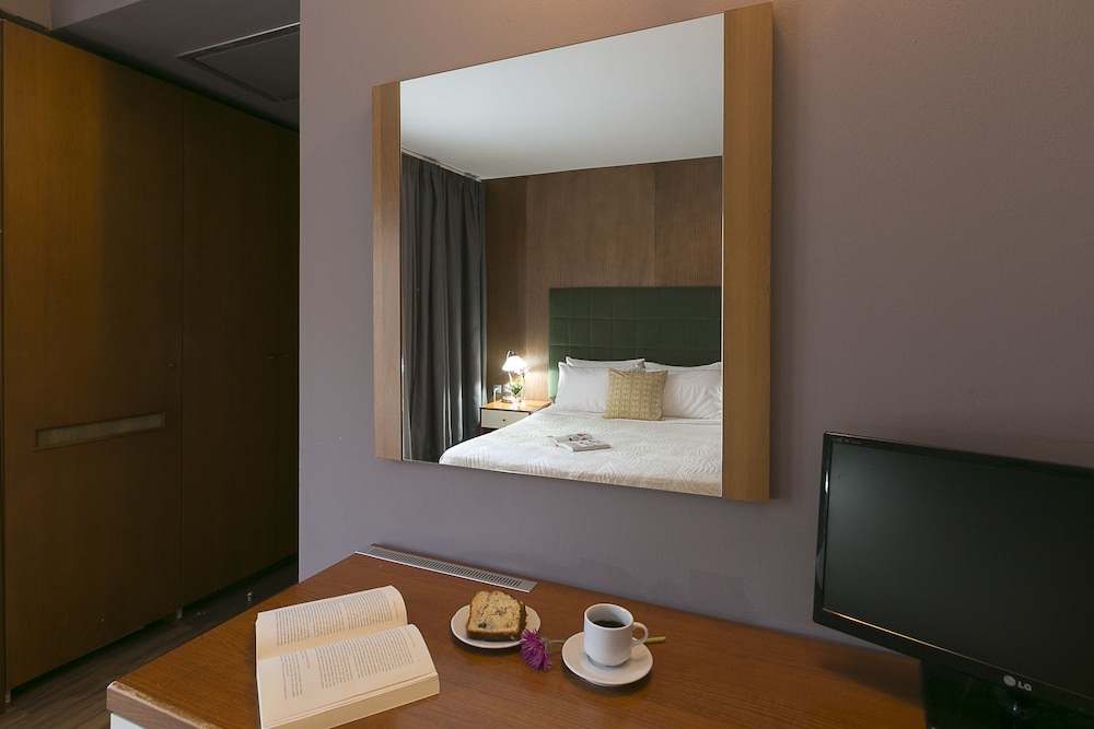 Standard Double Room - Photo 3