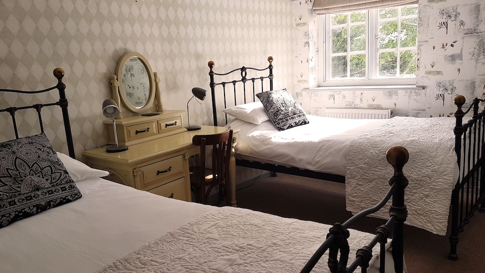 Twin Room, Ensuite