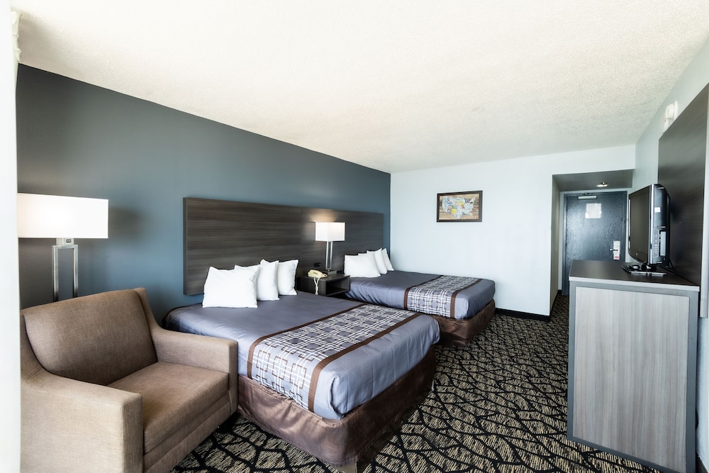 Standard Double Room, 2 Double Beds, Kitchenette, Ocean View - Photo 2