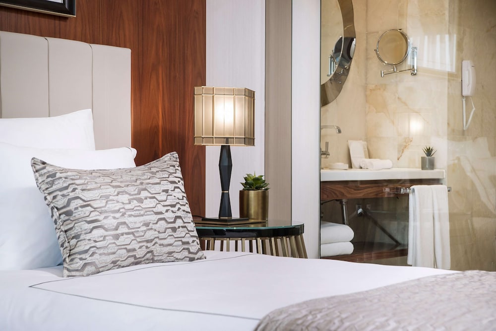 Superior Room, City View photo 2