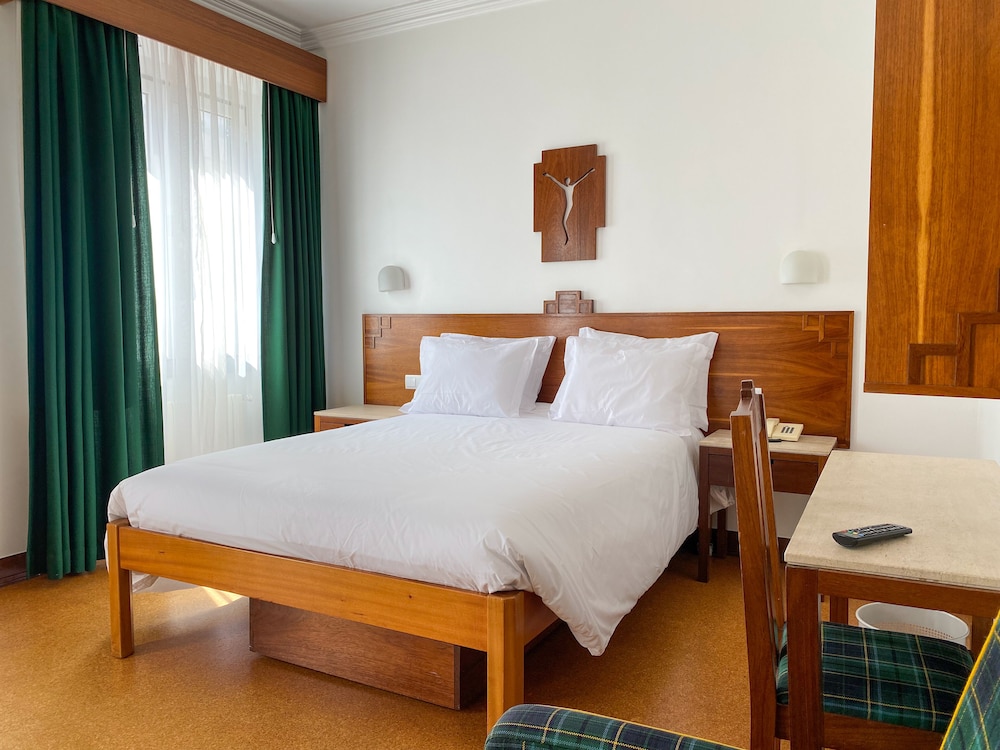 Standard Double Room, Non Smoking - Photo 1
