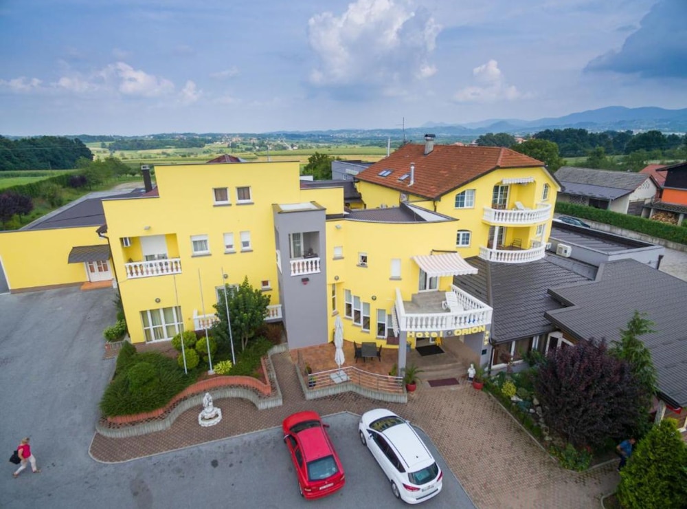 Double Room (Double Room With Mountain View)