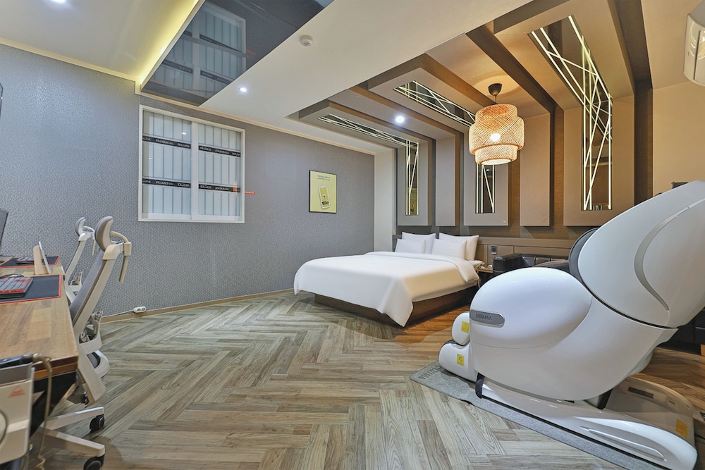 Luxury Double Room photo 1