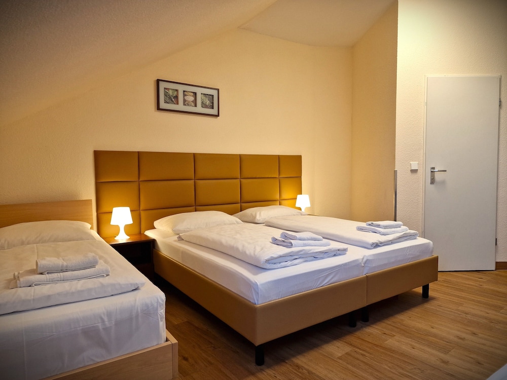 Quadruple Room photo 2