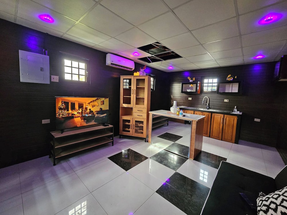 Studio, Multiple Bedrooms, Terrace, City View