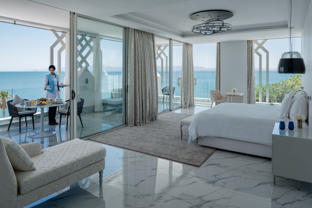 Executive Suite photo 2