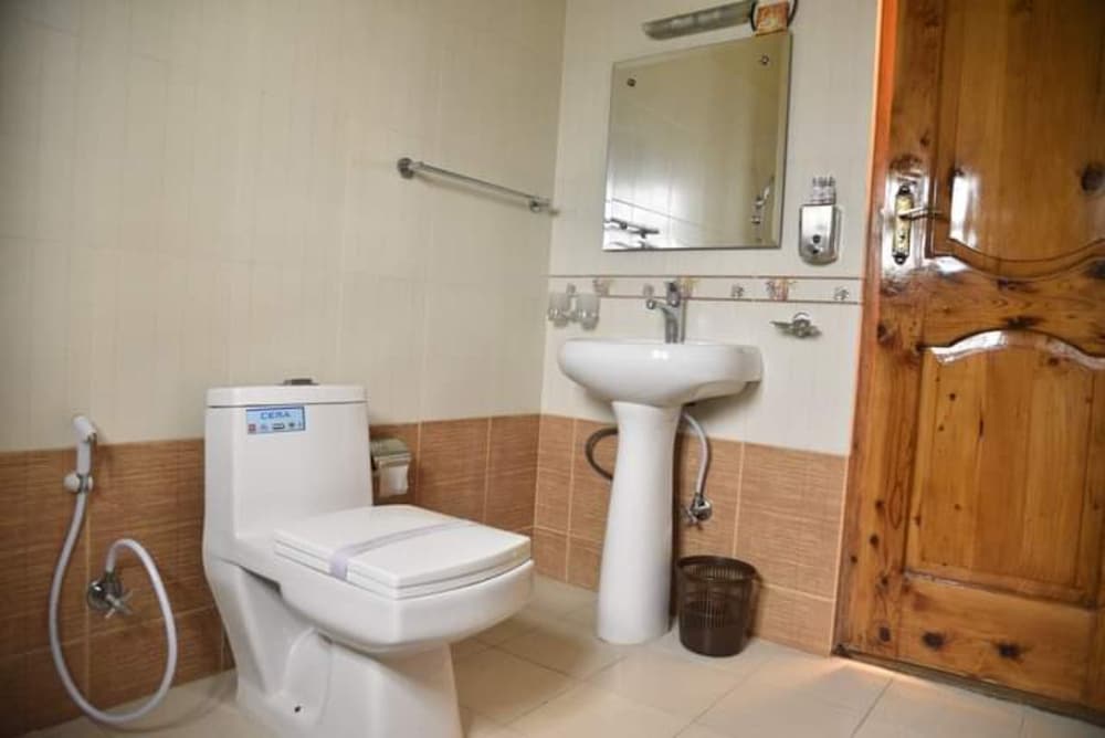 Deluxe Room (Valley View) photo 2
