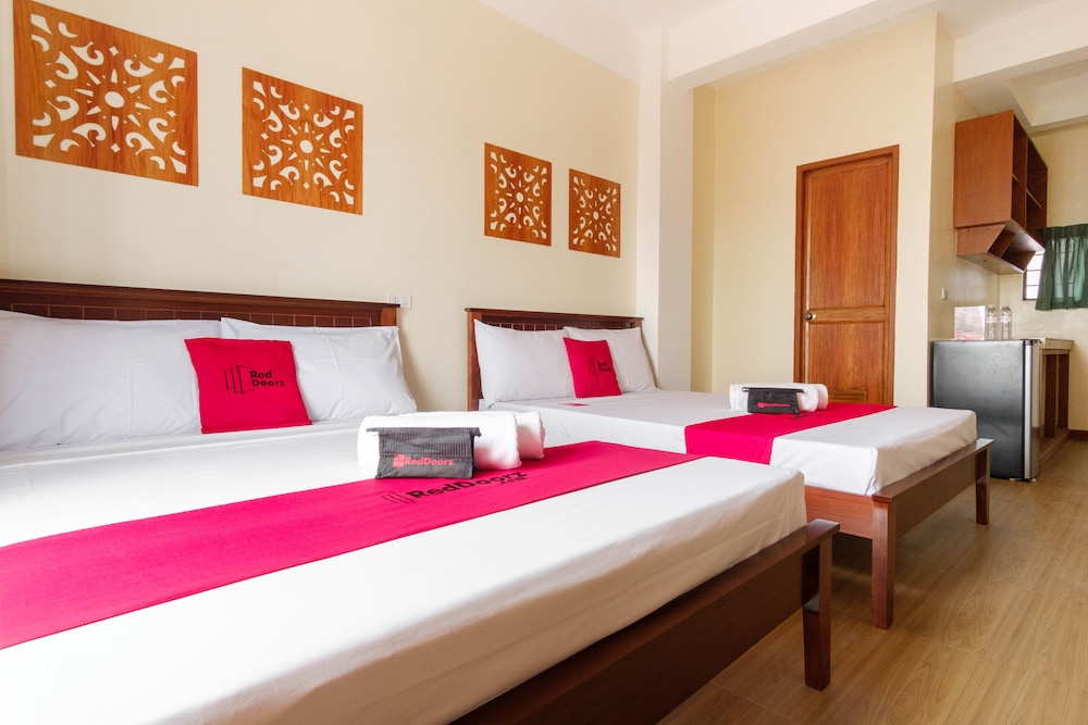 Quadruple Room - Photo 6