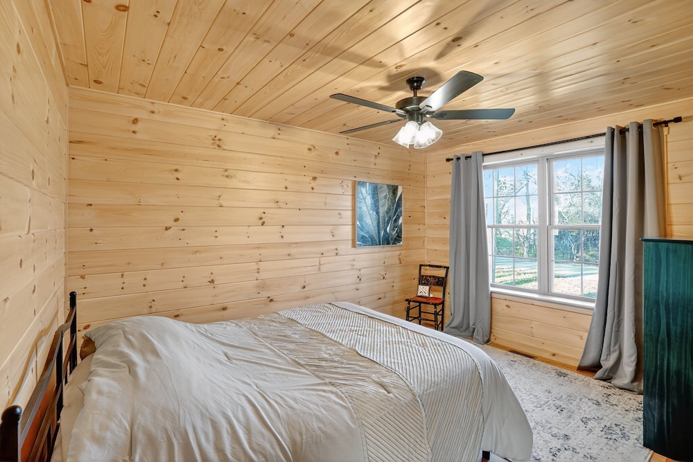 Cabin, 3 Bedrooms photo 2